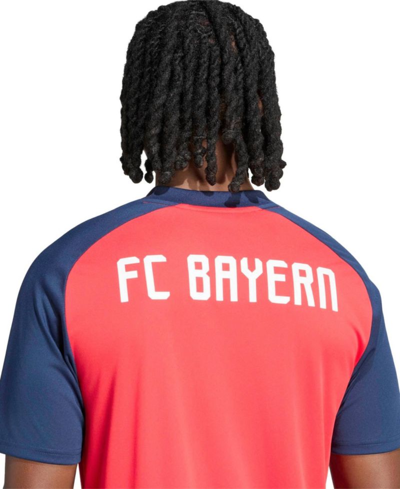 Men's Red Bayern Munich 2026/27 Away Pre-Match Top