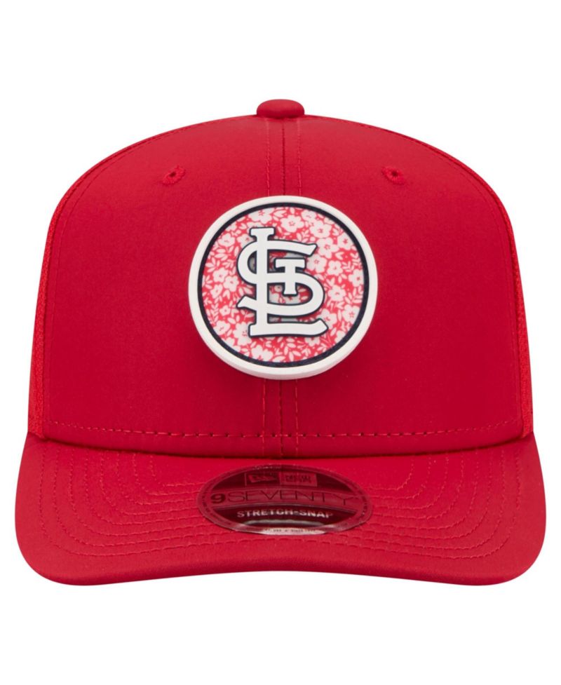 Men's Red St. Louis Cardinals Floral Patch 9SEVENTY Adjustable Hat