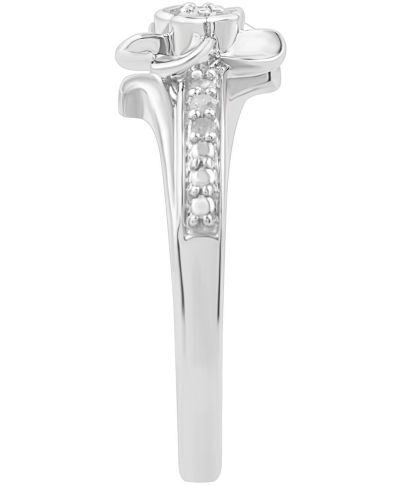 Diamond Flower Ring (1/10 ct. t.w.) in Sterling Silver