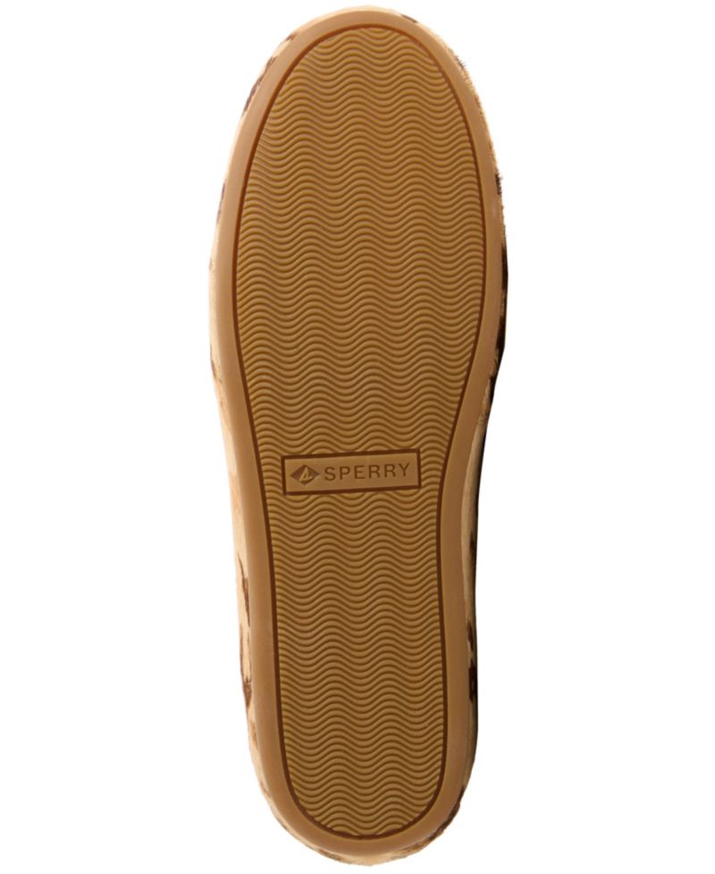 Women's Slim Lace-Up Boat Shoes