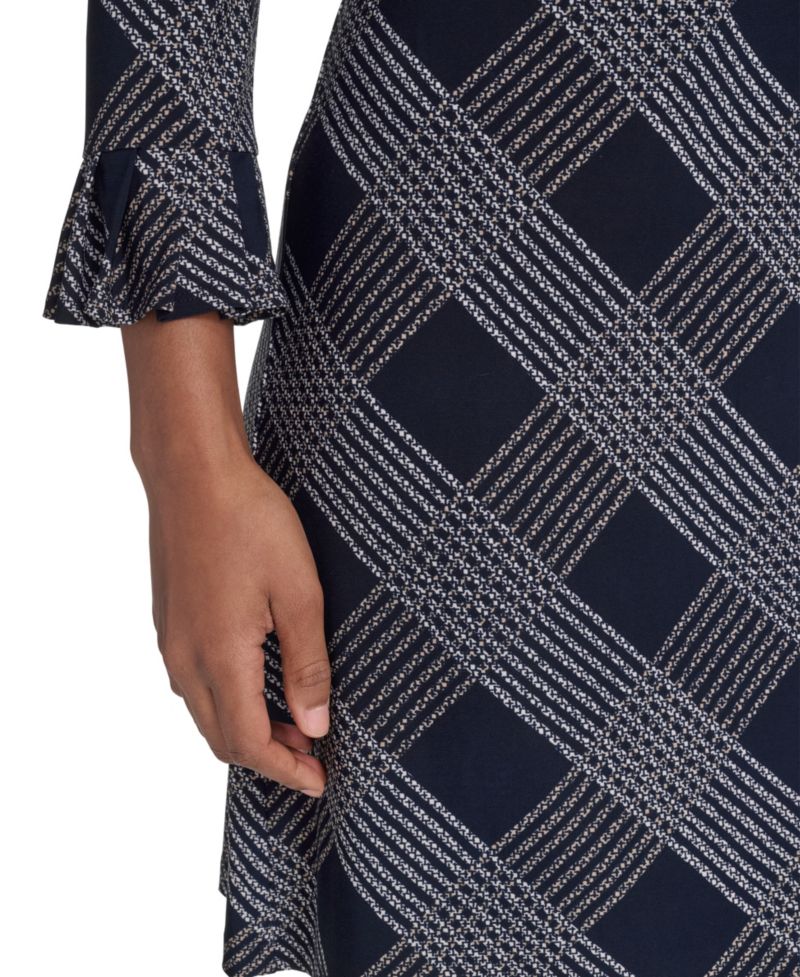Petite Plaid 3/4-Sleeve Shift Dress