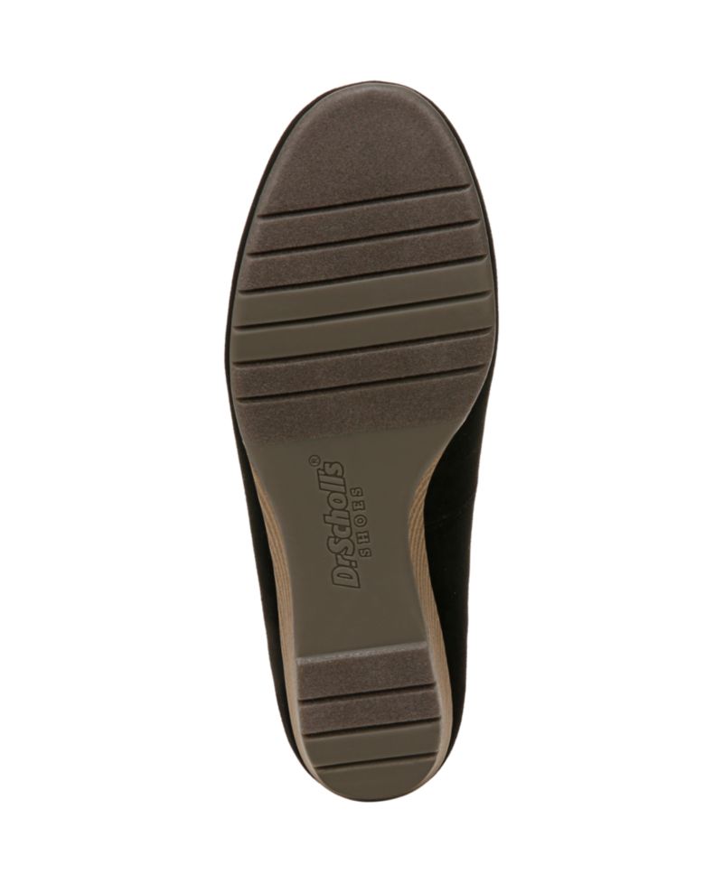 Women's Be Flex Round Toe Wedge Pumps