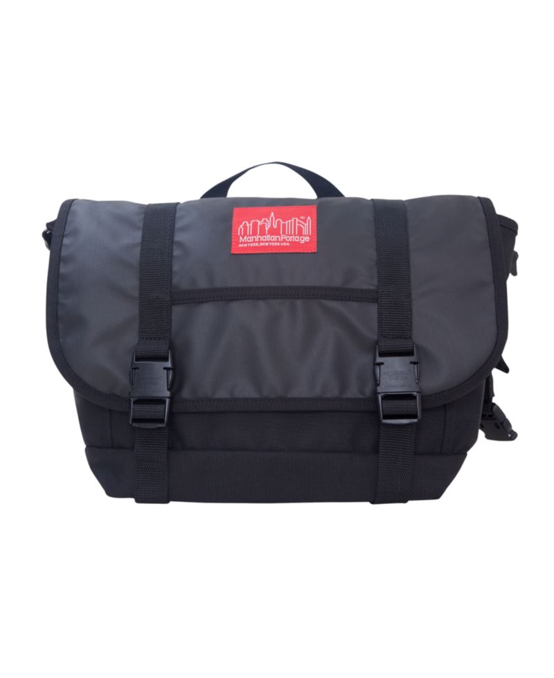New York Minute Small Messenger Bag