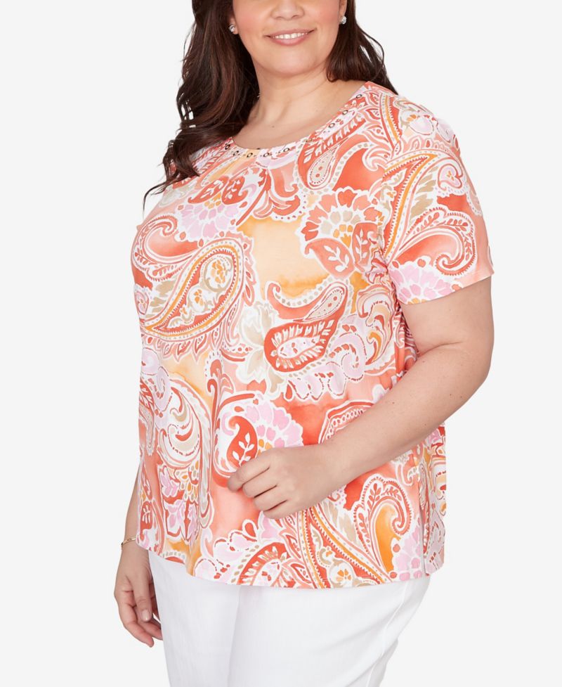 Plus Size Paisley Beaded Neck Pleated T-Shirt