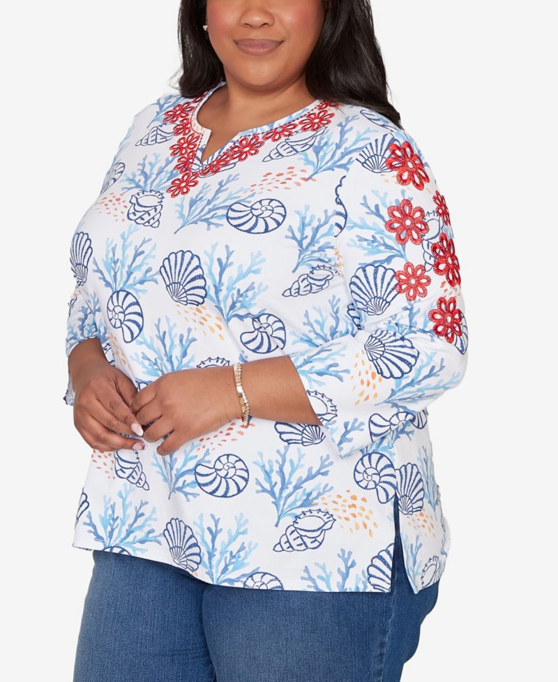 Plus Size Port Side Shell Print Embroidered Top