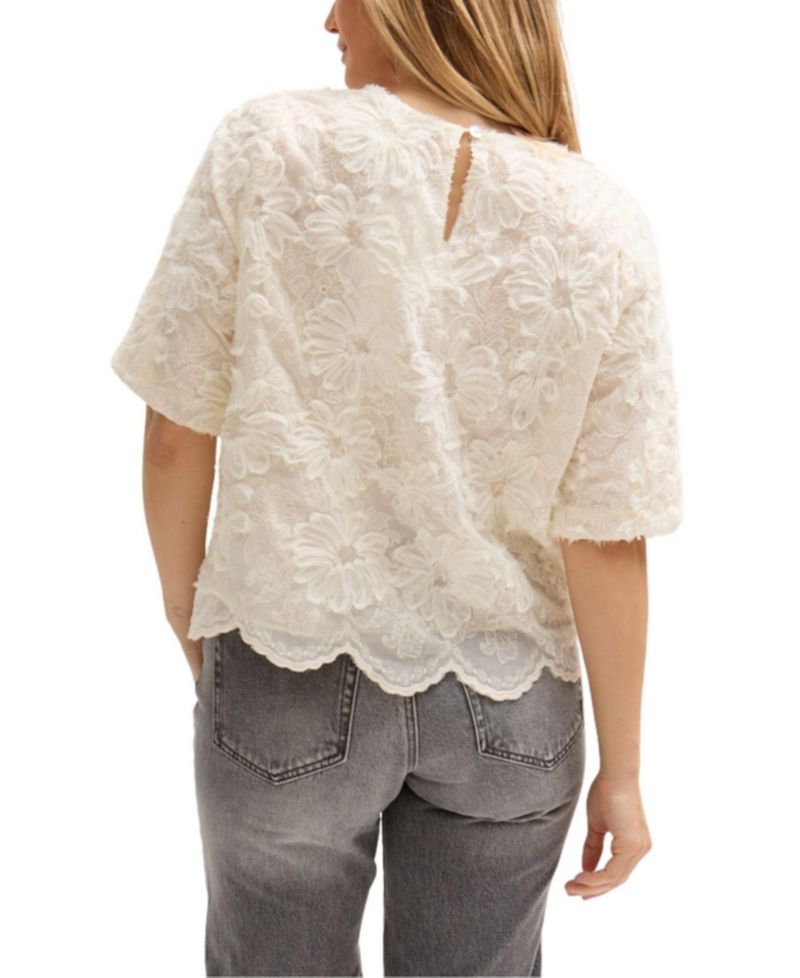 Women's Lotus Ribbon Work Scallop Hem Top