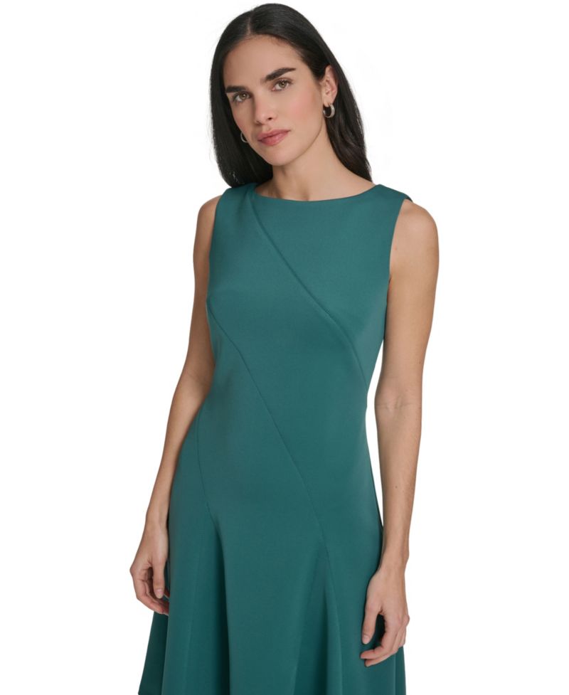 Women’s Boat Neck Zip-Back Knee-Length Dress