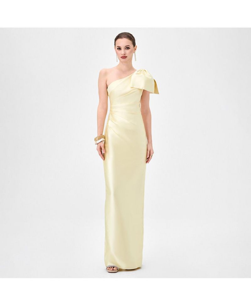 Women's Aramy One Shoulder Bow Gown