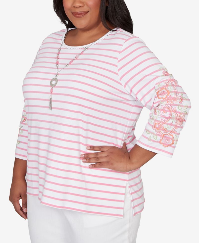 Plus Size Classic Stripe Embroidered Sleeve Top with Necklace