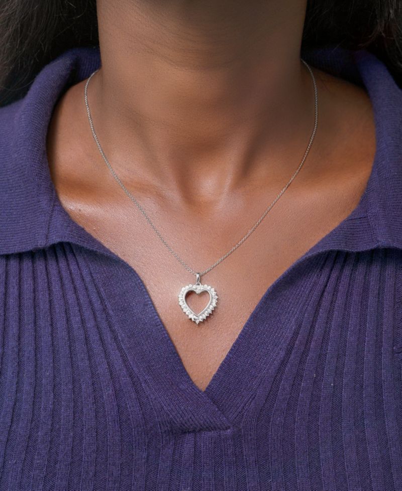 Diamond Heart 18" Pendant Necklace (1/10 ct. t.w.) in Sterling Silver