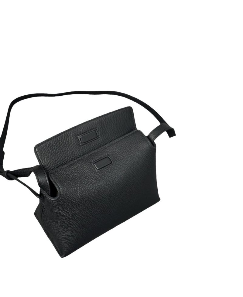 Ivy Small Pebbled Leather Crossbody Bag Minimalist Shoulder Bag Lightweight Everyday Purse