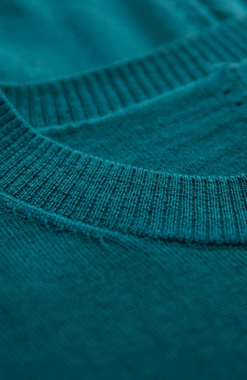 Women's Fine Knit Merino Crew Neck Cardigan