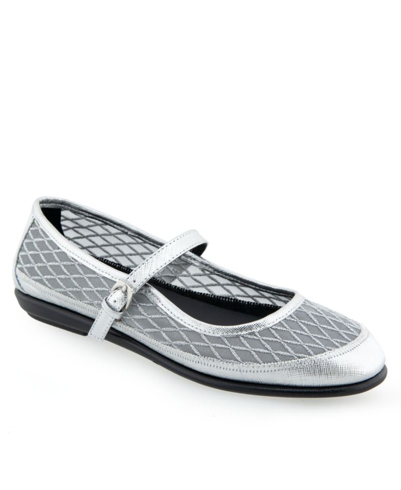 Women's Baylee Round Toe Mary Jane Flats