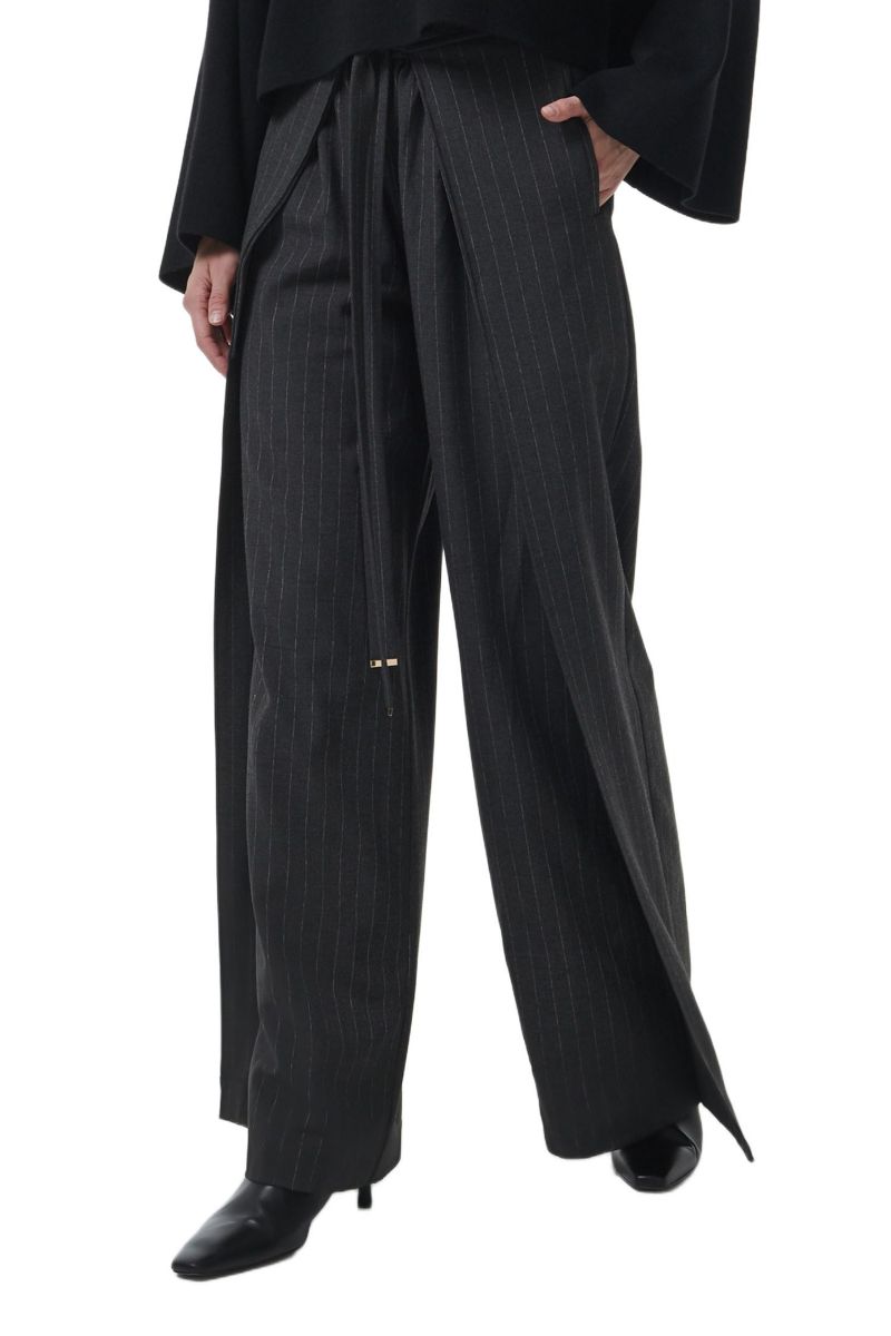 Women's Wide-Leg Trousers