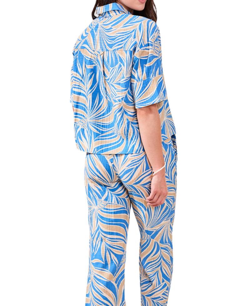Women's Printed Loop-Stitch Button Camp Shirt