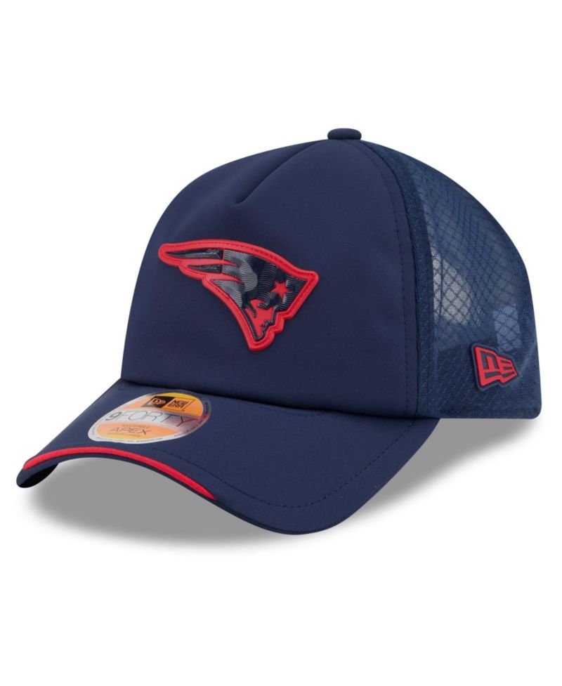 Men's Navy New England Patriots 2026 Sideline Apex 9FORTY Adjustable Trucker Hat