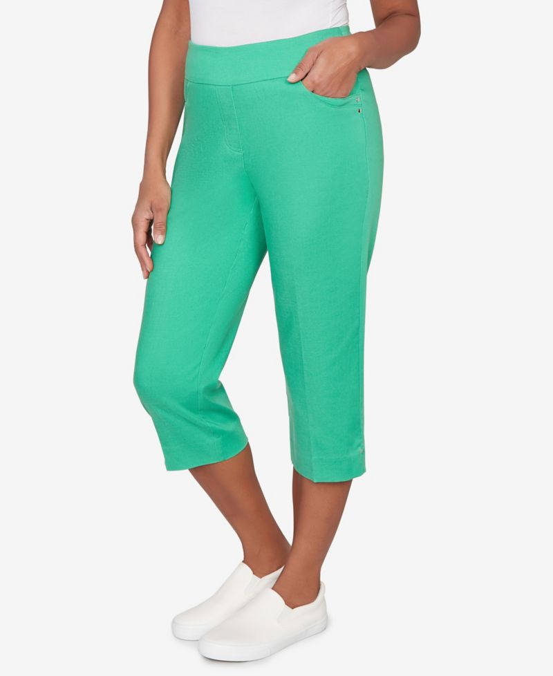Women's Resort Living Smooth Waist Easy Pull- On Capri Pants