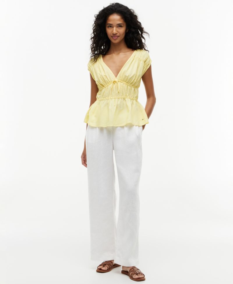 Women's Sleeveless V-Neck Top