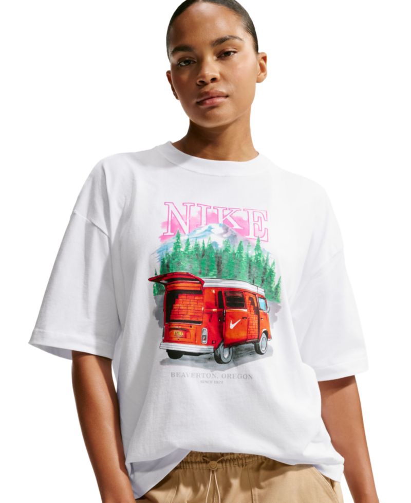 Women's Sportswear Classic Oversized T-Shirt