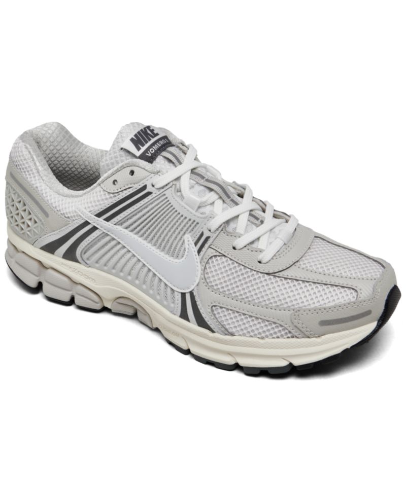 Men's Zoom Vomero 5 Casual Sneakers from Finish Line