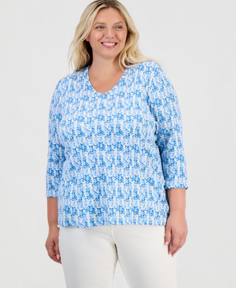 Petite Printed 3/4-Sleeve V-Neck Top