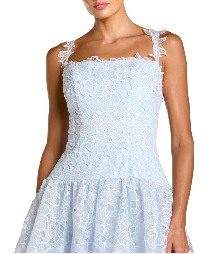 Women's Petite Sleeveless Embroidered Lace Tiered Midi Dress