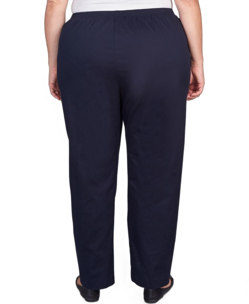 Plus Size Mid-Rise Straight Leg Short Length Casual Pants