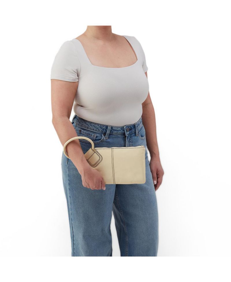 Sable Wristlet