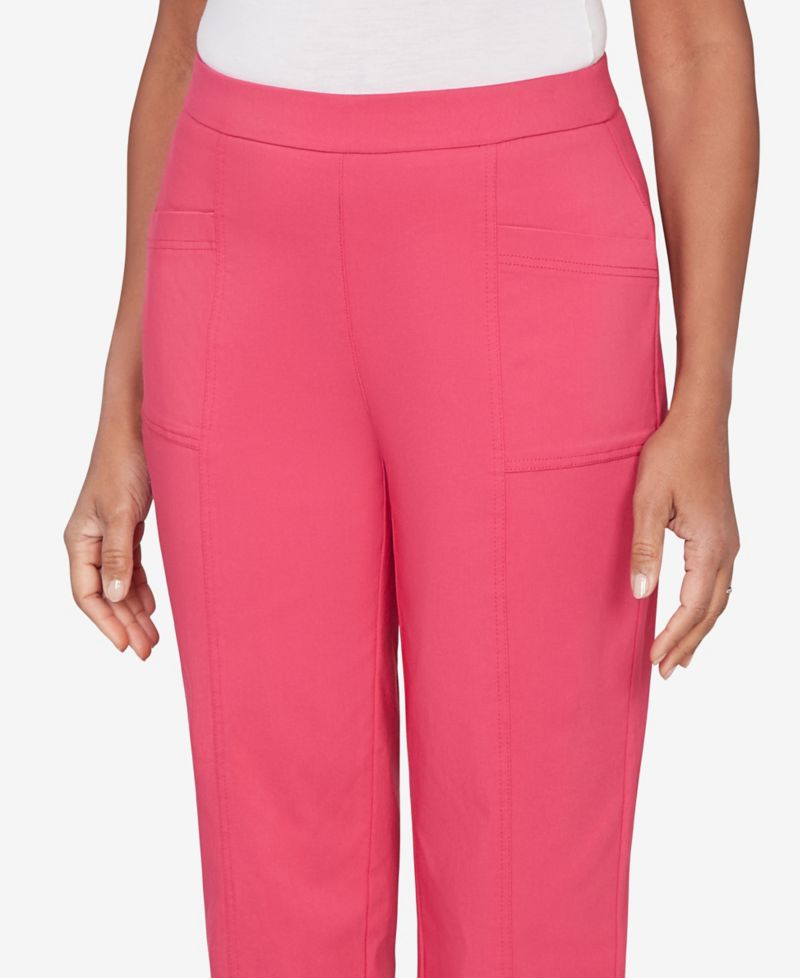 Women's The Royal Treatment Relaxed Flat Front Patch Pocket Capri