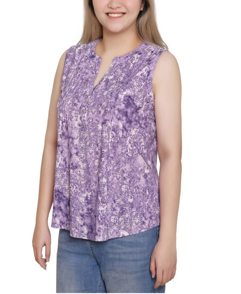 Petite Sleeveless Jacquard Y-neck Top