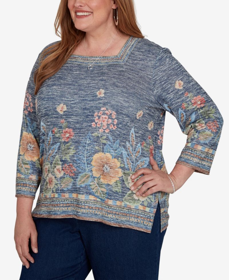 Plus Size Floral 3/4-Sleeve Square-Neck Top
