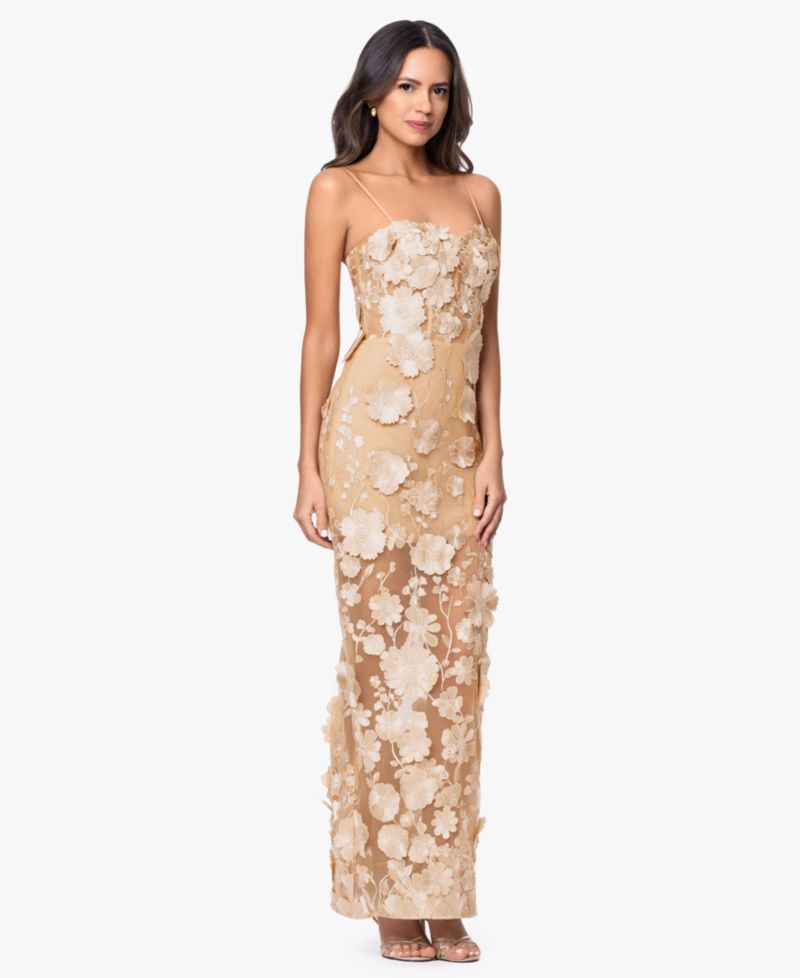 Women's Sleeveless Strapless Gown