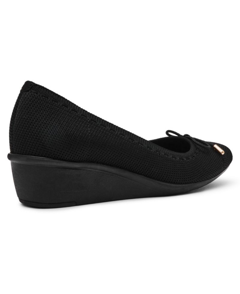 Women's Wesson Cap Toe Wedge Pumps
