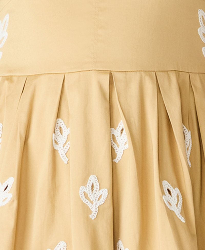 Emelia Sweetheart Neck Dress