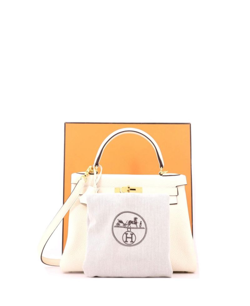 Pre-Owned Hermes Kelly 28 Handbag Light Togo with Gold Hardware