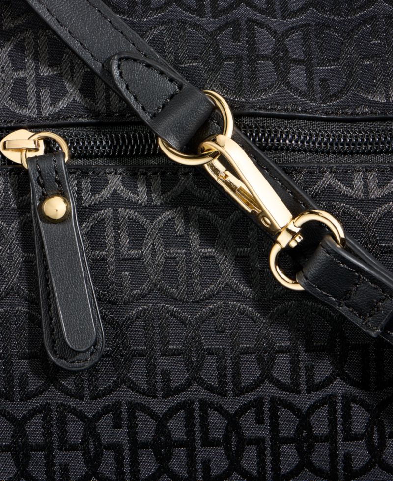 Jacquard Soft Shoulder