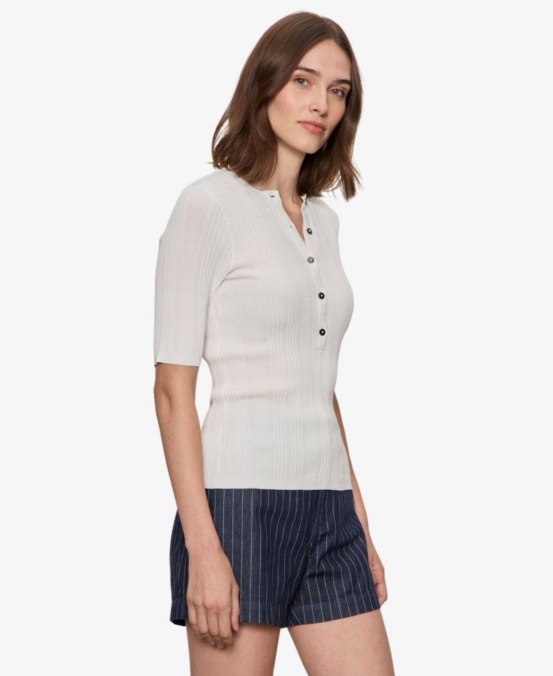 Women's Air Of Ease Half-Sleeve Top