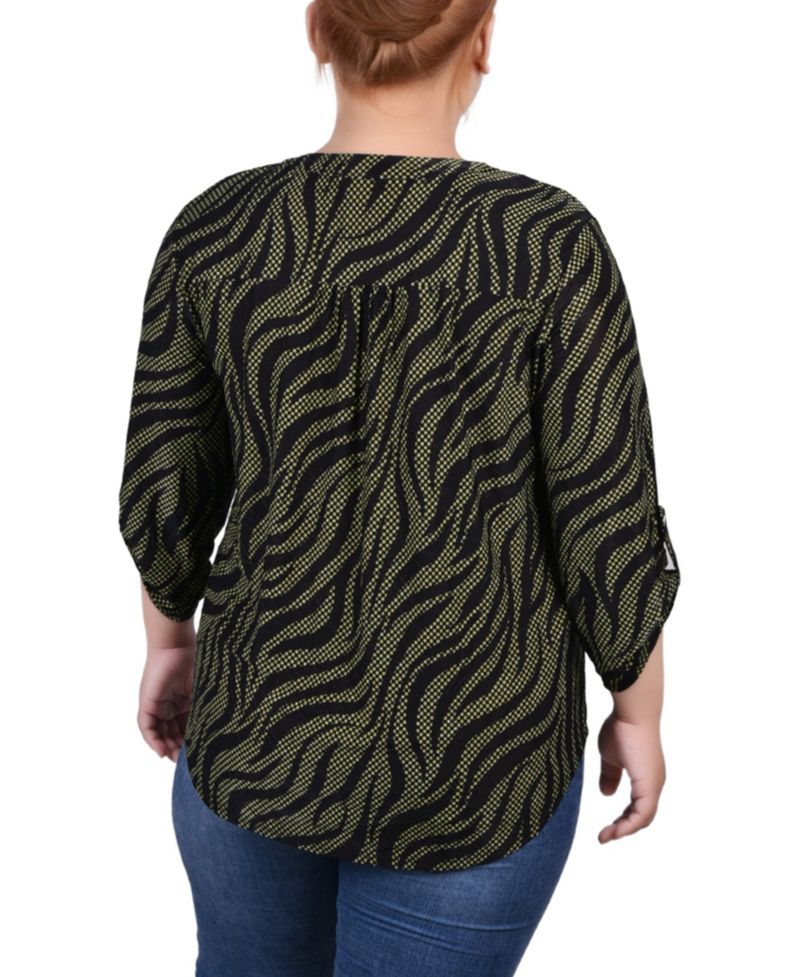 Plus Size 3/4 Roll Tab Pullover Top