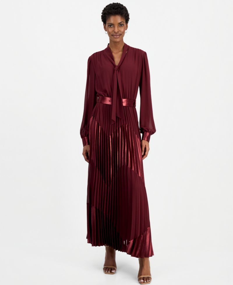 Women's Carrie V-Neck Long-Sleeve Wedding-Guest Dress
