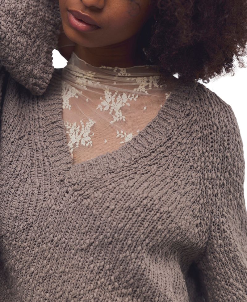 Women's Heartland Cropped Flared-Sleeve V-Neck Pullover Sweater