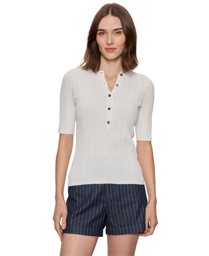 Women's Air Of Ease Half-Sleeve Top