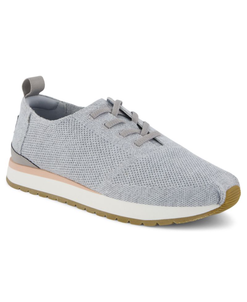 Women's Resident Plus Lace-Up Sneakers