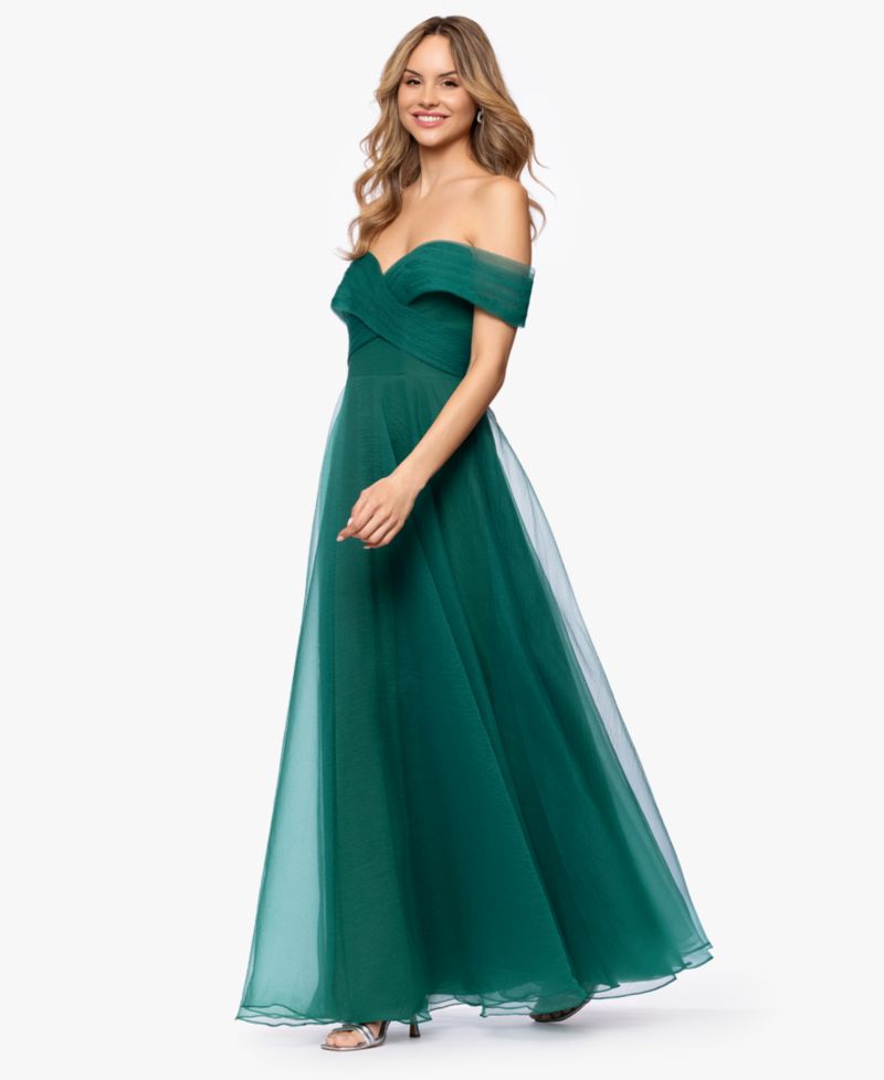 Women's sweetheart neck Ball Gown Dress