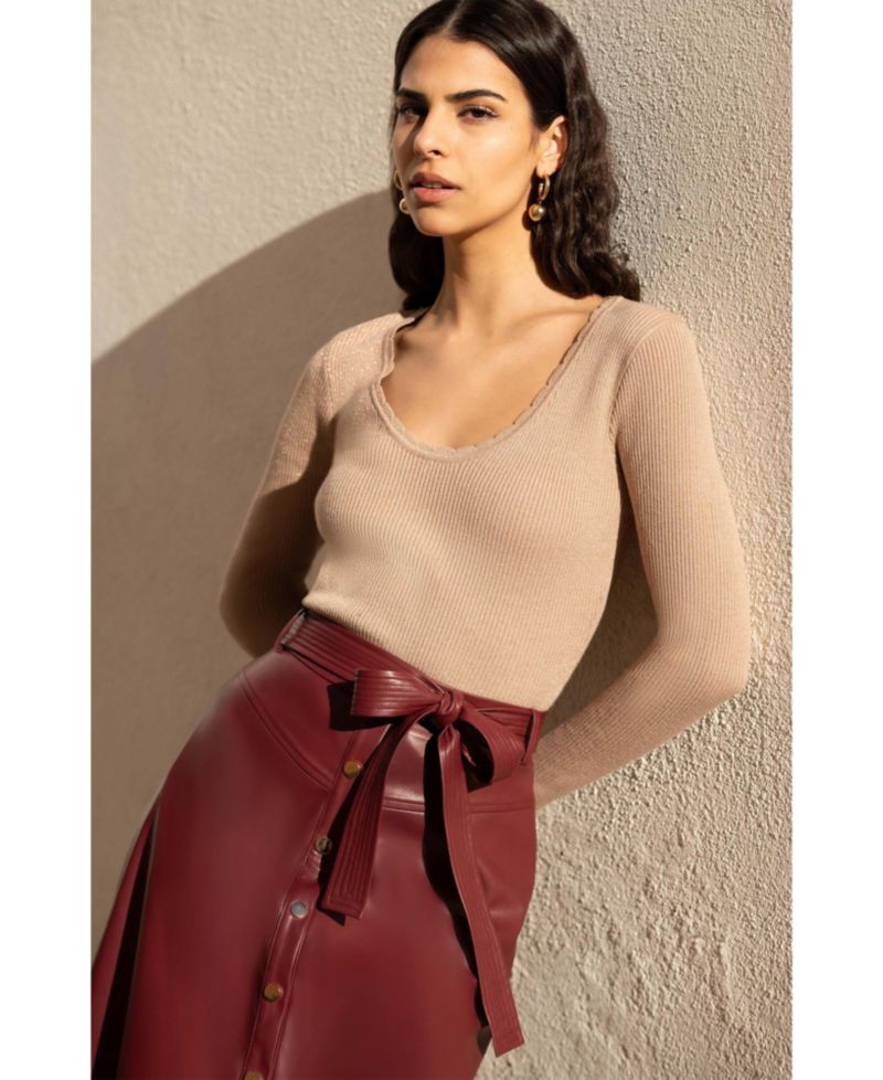 Women's Metallic Knitted Ribbed Top