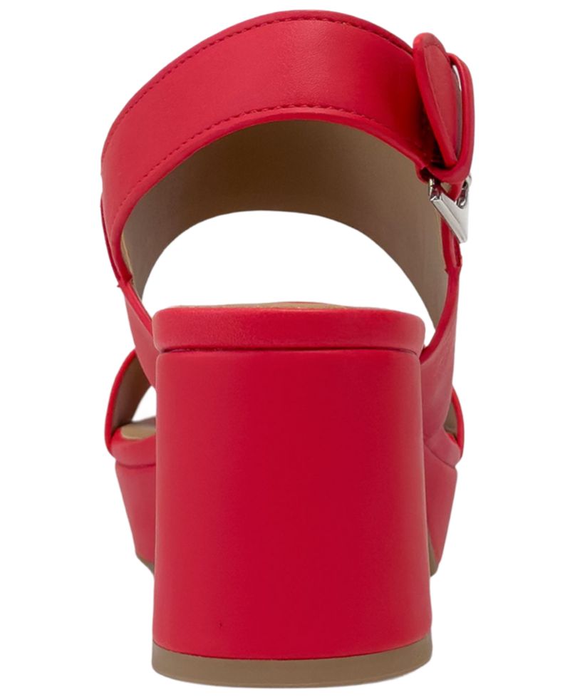 Women's Camilia Round Toe Platform Sandals