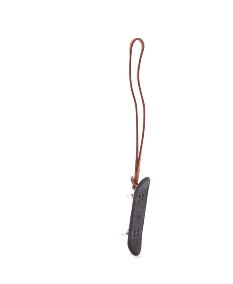 Pre-Owned Hermes Fingerskate Charm Leather