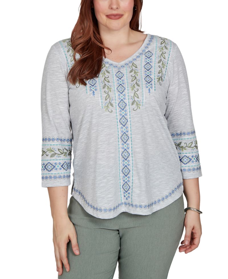 Women's Provence Center Diamond Embroidered Top