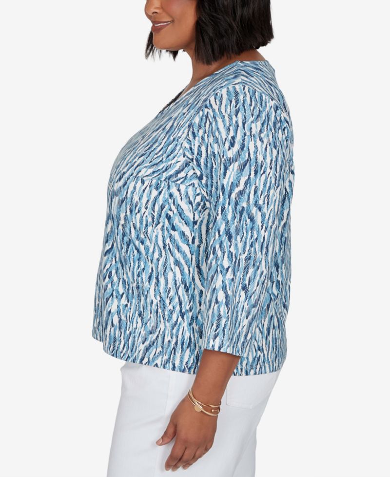 HEART OF PLAM Plus Size Animal Print V-Neck Cotton-Blend Blouse