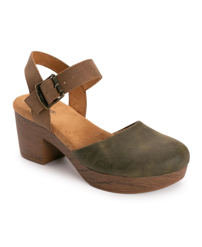 Women's Merritt Closed Toe Quarter Strap Shoe