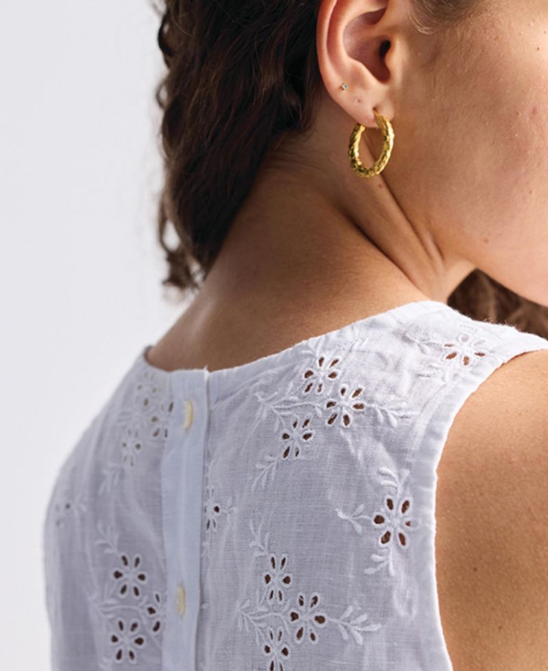 Women's Button Back Embroidered Crop Top